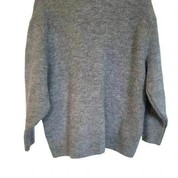 H&M Divided Women's Gray Acrylic/Poly/Wool/Spandex Knit Relaxed Fit Turtleneck S - Picture 6 of 8